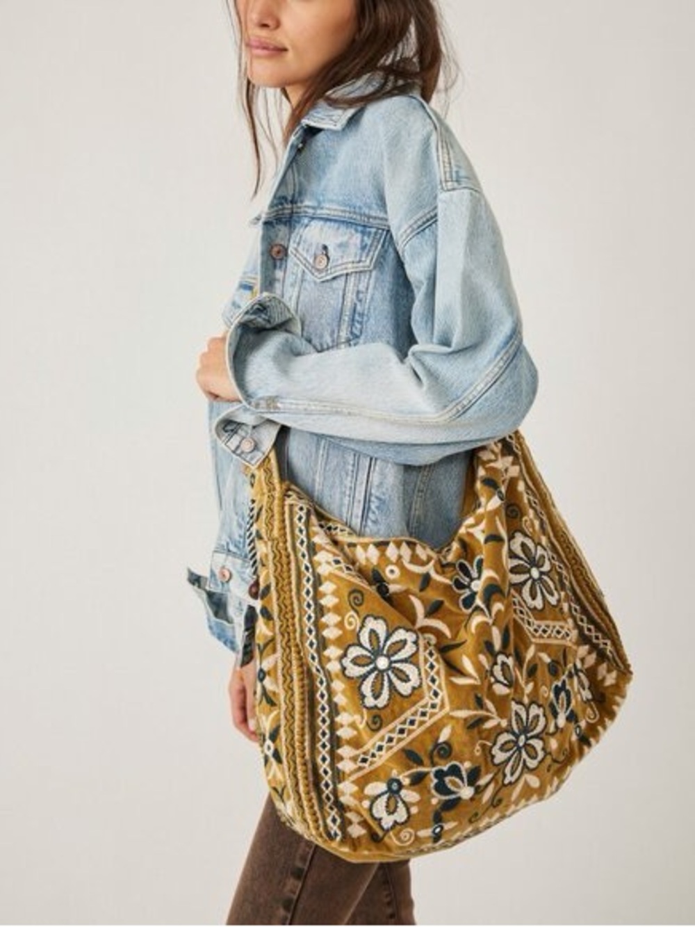 NWT Free People Vic Velvet Slouchy Bag - Color Gilded Gold